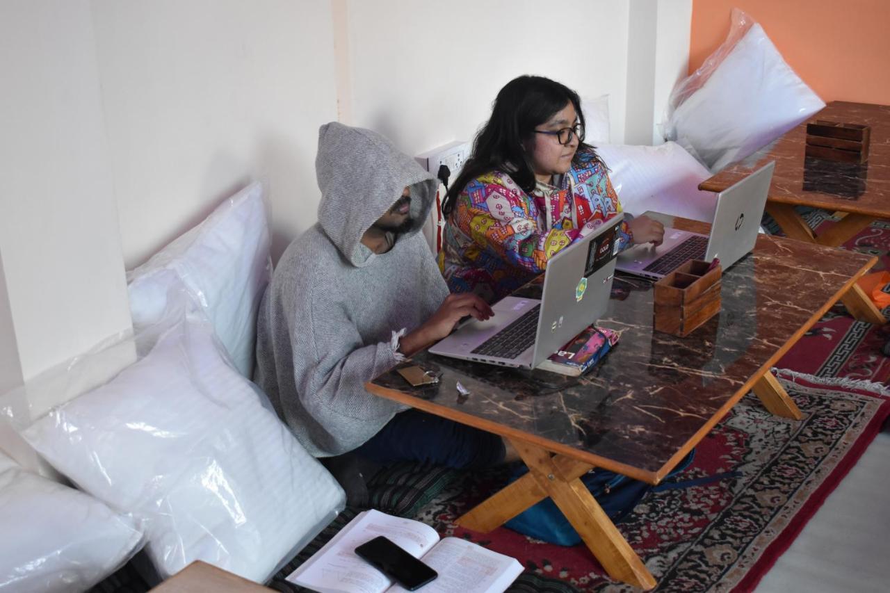ماكليود غانج Hostel Who Needs Map Mcleodganj المظهر الخارجي الصورة