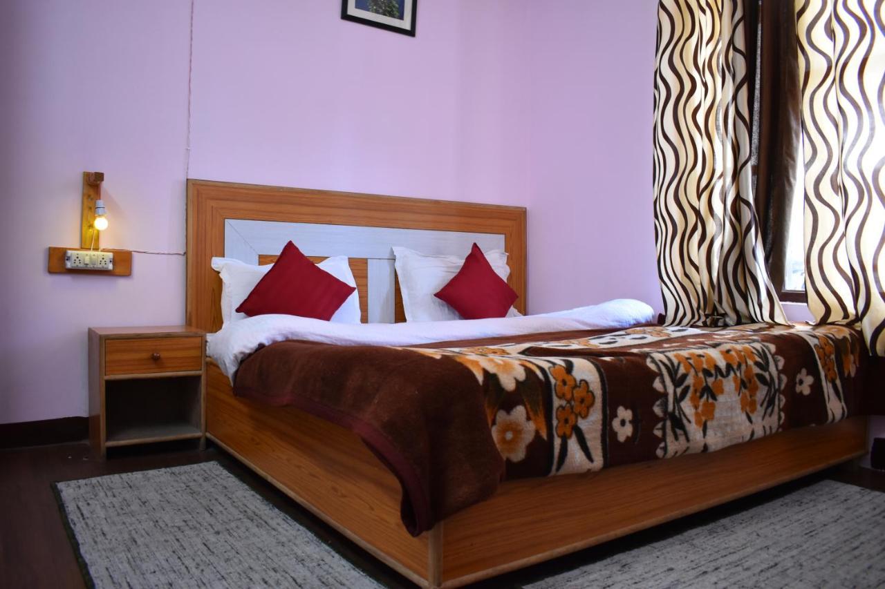 ماكليود غانج Hostel Who Needs Map Mcleodganj المظهر الخارجي الصورة